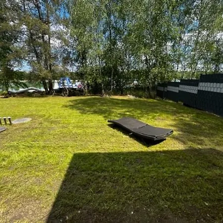 Gasthuis Unterkuenfte Bei Wake And Am Halbendorfer Schleife